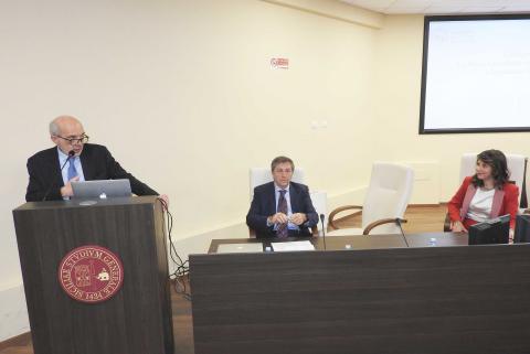 Da sinistra il rettore Basile, il prof. Castellino e la prof.ssa Parenti