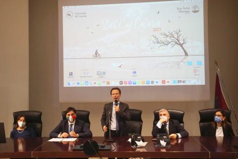 Un momento dell'intervento del rettore Francesco Priolo