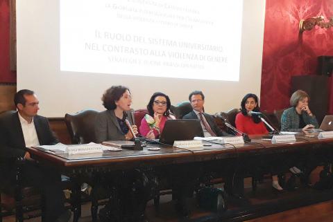 Il tavolo dei relatori