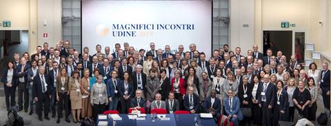 foto di gruppo a conclusione dei "Magnifici Incontri" Crui 2019