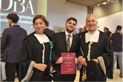 Lo studente Dimaria con la prof.ssa Catara e il prof. Murillo