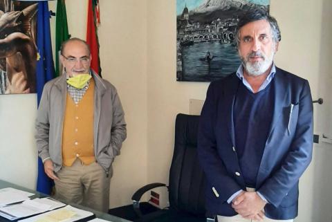 Nella foto a sinistra il presidente dell'ERSU prof. Mario Cantarella e a destra il prof. Cannizzaro