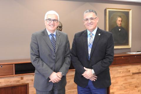 Il prorettore dell’Ateneo di Catania, Giancarlo Magnano San Lio, e il rettore messicano Enrique Velàzquez Contreras