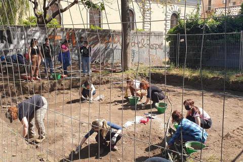 In foto un momento delle attività di ricerca