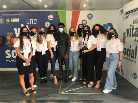 Le studentesse che hanno partecipato al Web Marketing Festival di Rimini