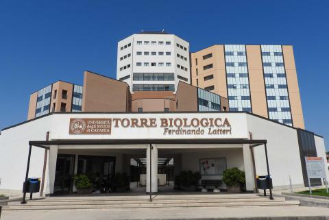 Ingresso alla Torre Biologica, una delle sedi del test
