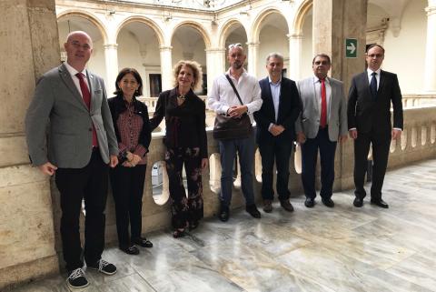 Un momento dell'incontro tra le due delegazioni