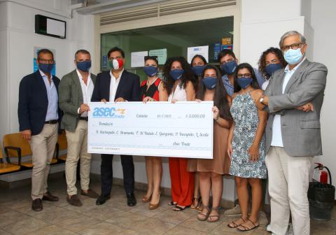 Asec Trade, premiato il team vincitore del concorso per rilanciare l’immagine dell’azienda