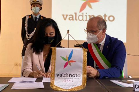 La prof.ssa Germana Barone