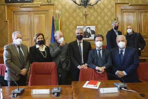 In foto da sinistra Salvatore Piazza, Antonella Leggio, Giuseppe Ranieri, Giuseppe Cassì, Francesco Priolo e Giuseppe Lavima