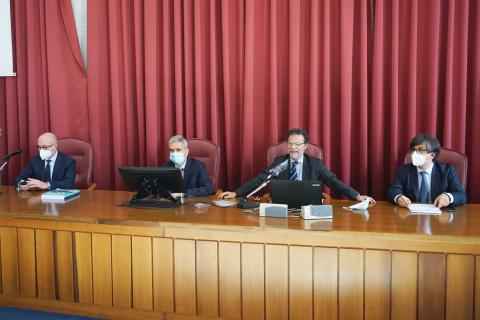 da sinistra i docenti Angelo Giuseppe Orofino, Roberto Cellini, Francesco Priolo e Antonio Barone