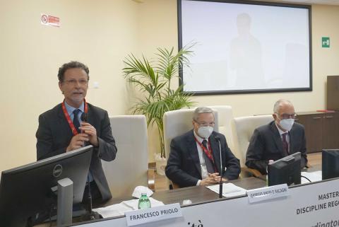 Un momento dell'intervento del rettore Francesco Priolo